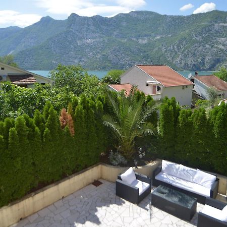 Apartments Villa Illyrik Risan Exterior photo