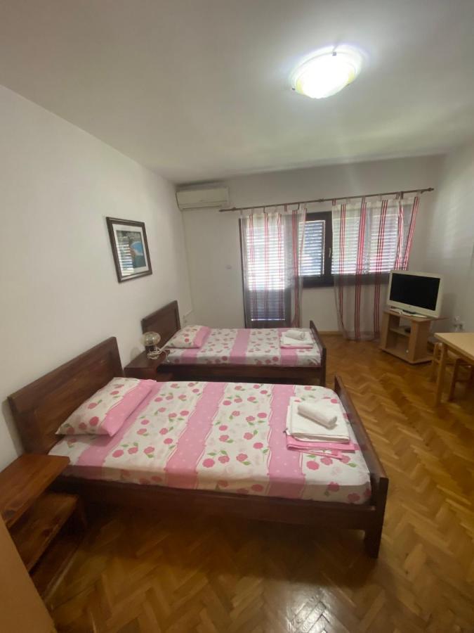 Apartments Villa Illyrik Risan Exterior photo